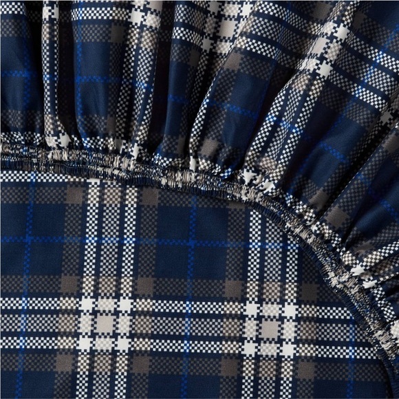 ROOM ESSENTIALS NWT plaid microfiber sheet set -blue -queen - Picture 3 of 8